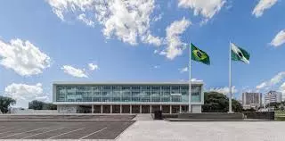 15 secretários que devem deixar o governo do Paraná em abril para disputar a corrida eleitoral de outubro